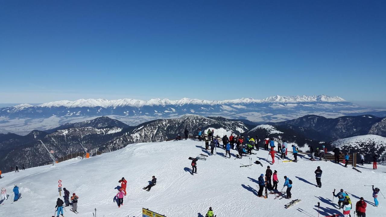 Penzion Larion Kralova Lehota Buitenkant foto