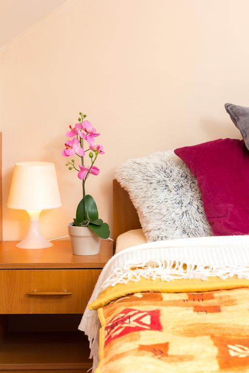 Penzion Larion Kralova Lehota Kamer foto